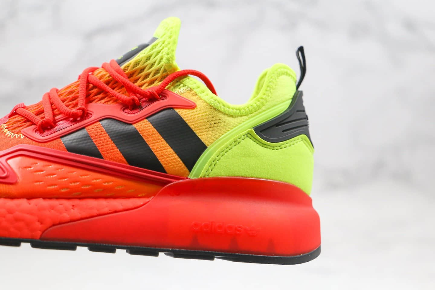 阿迪达斯Adidas Originals ZX 2K Boost纯原版本易烊千玺同款缓震跑鞋橙绿色内置真爆米花缓震 货号：FW0482