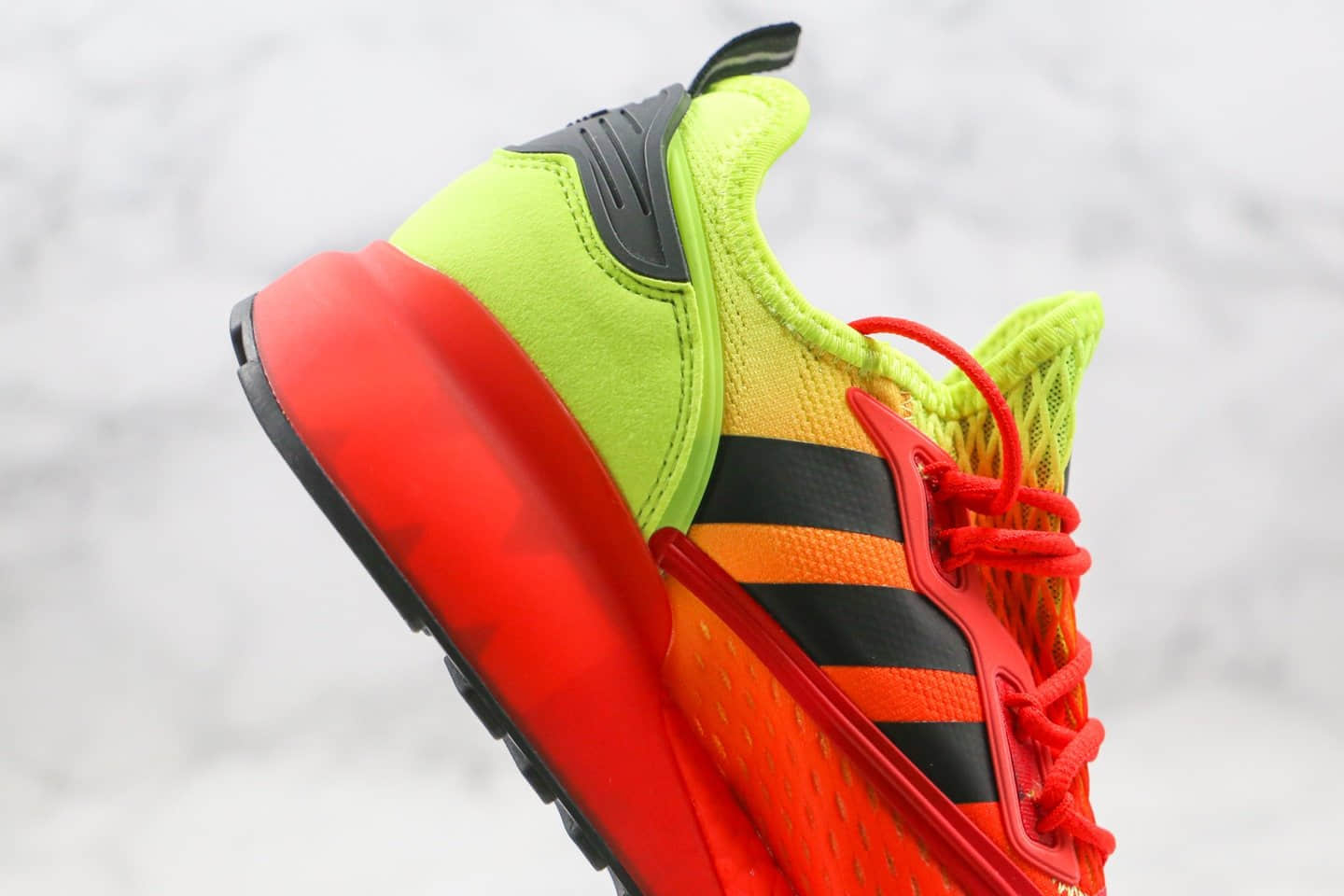 阿迪达斯Adidas Originals ZX 2K Boost纯原版本易烊千玺同款缓震跑鞋橙绿色内置真爆米花缓震 货号：FW0482