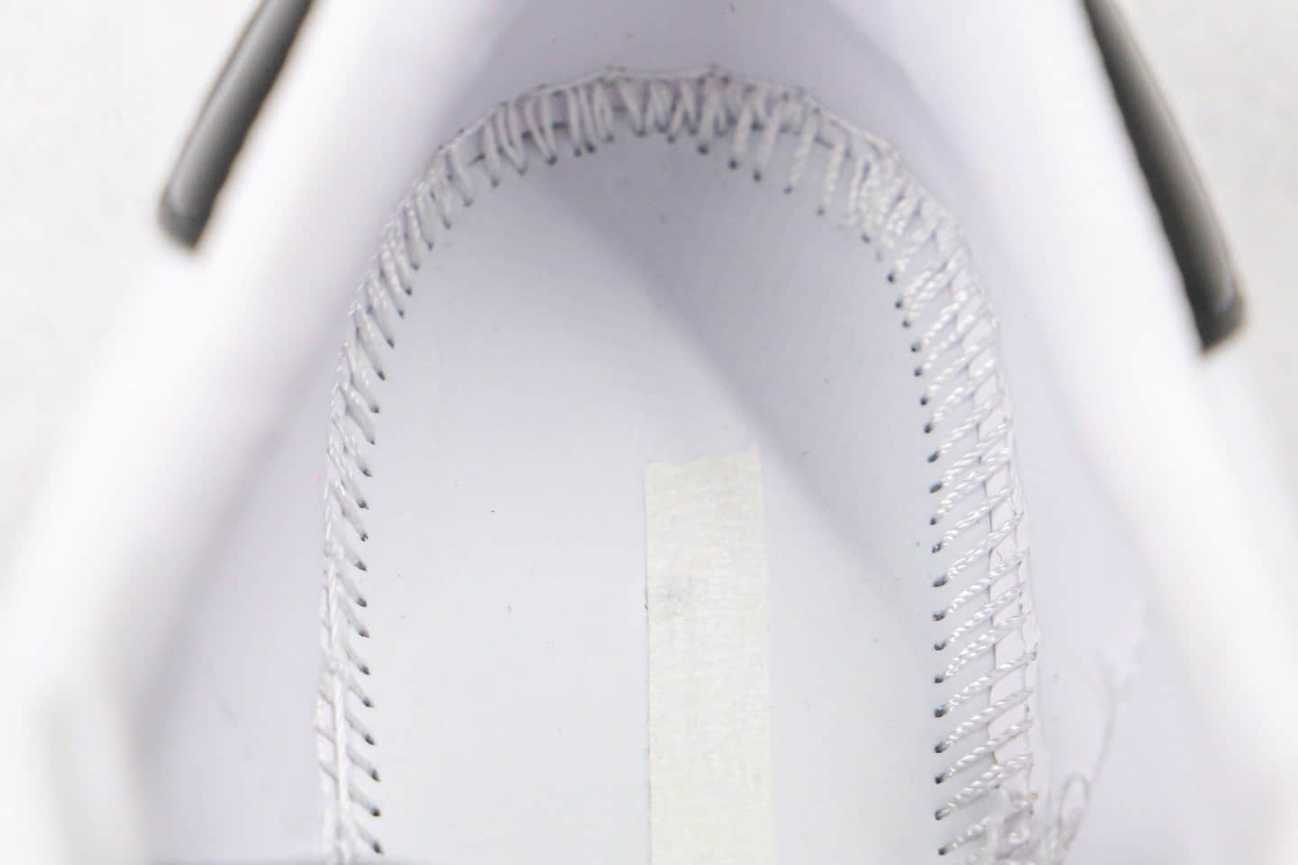 阿迪达斯Adidas Stan Smith纯原版本三叶草贝壳头白金LOGO粉色印花原盒原标 货号：FX2246