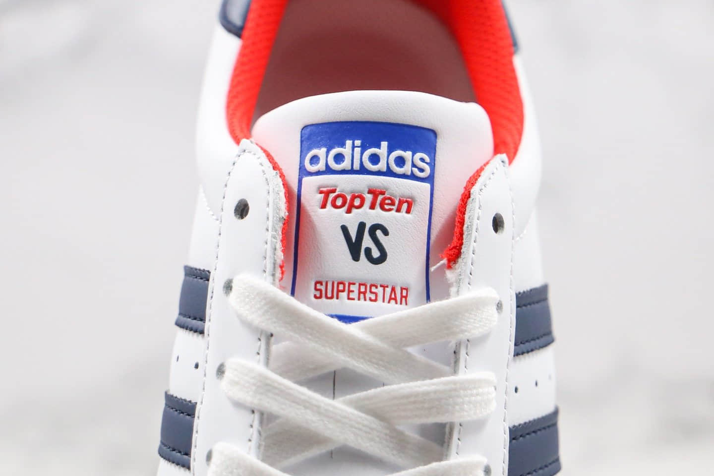 阿迪达斯adidas Superstar纯原版本贝壳头白蓝红色原楦开发头层皮料 货号:FV8270