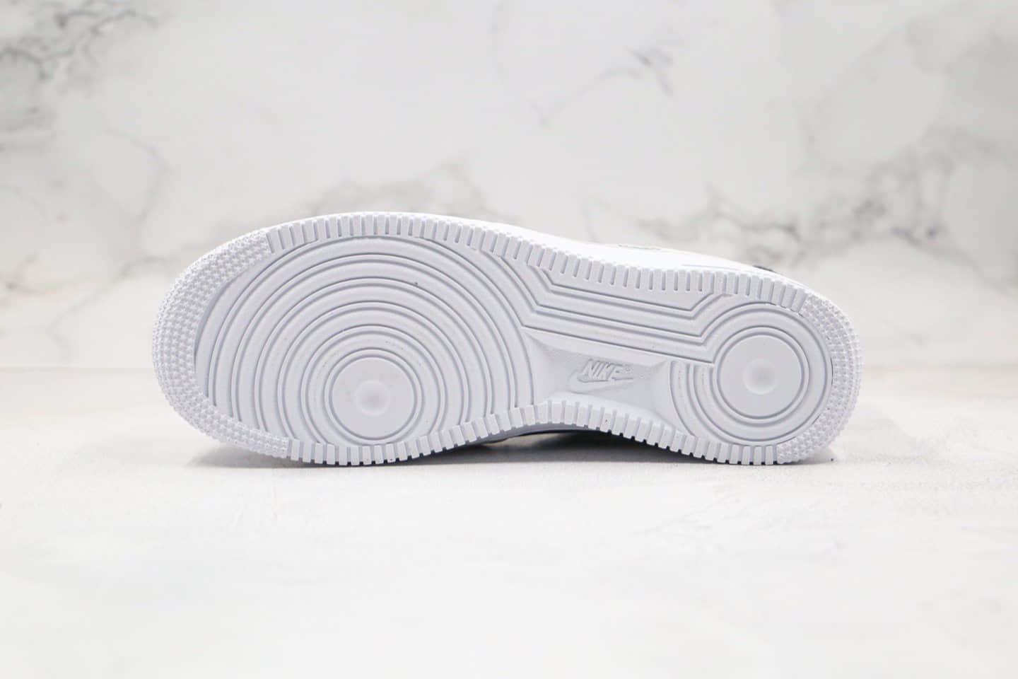 耐克Nike Air Force 1 LV8 1 Fresh Air GS纯原版本低帮空军一号编织格子勾白铁灰黑色内置Sole气垫 货号:CJ4093-100