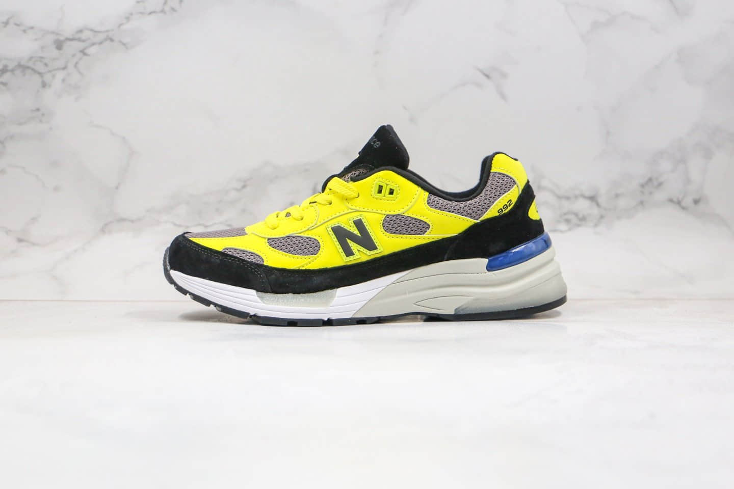 新百伦New Balance Made in USA M992纯原版本美产血统NB992黄色慢跑鞋原盒配件齐全正确鞋面材质 货号：W992FG