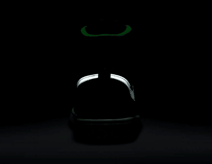 全新黑绿AJ1 Zoom官图释出!酷似13年前的人气Dunk! 货号:CK6637-002