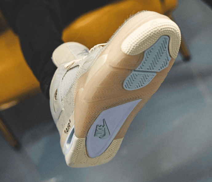 OW x AJ4释出最新上脚图!这些细节别错过! 货号:CV9388-100