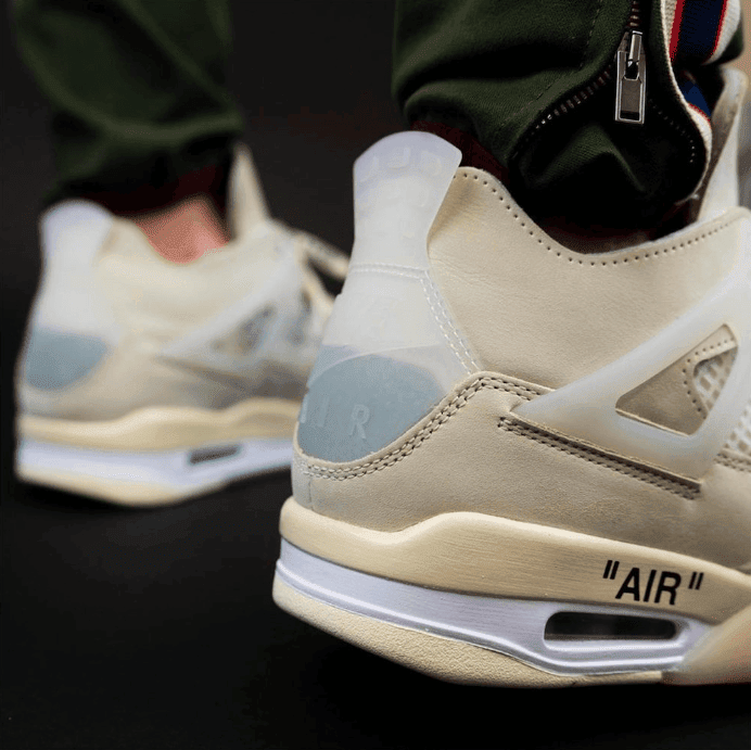 拍卖价 20 万美元的 OW x AJ4上脚美照释出！下月发售！ 货号：CV9388-100