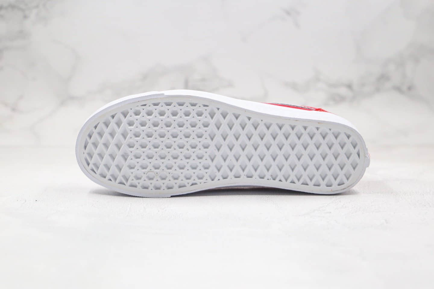 万斯VANS Bold Ni公司级版本吴亦凡同款板鞋小红书爆款帆布鞋红白色工艺硫化一比一 货号:VN0A3WLPULC