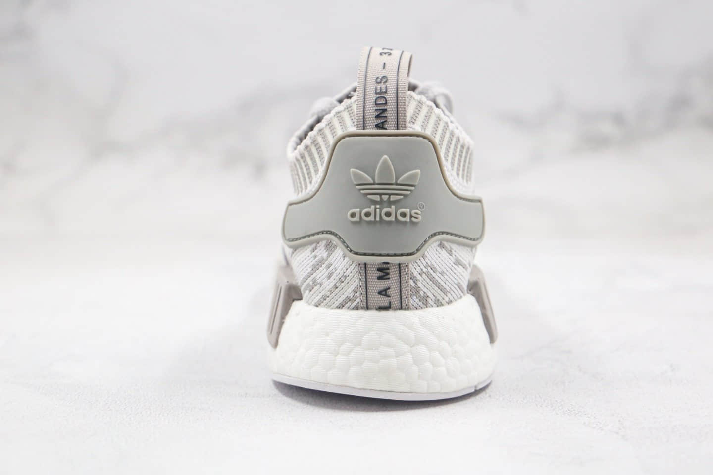 阿迪达斯Adidas NMD R-1纯原版本爆米花跑鞋NMD条纹灰色原盒原标原楦头纸板打造 货号：BY9865
