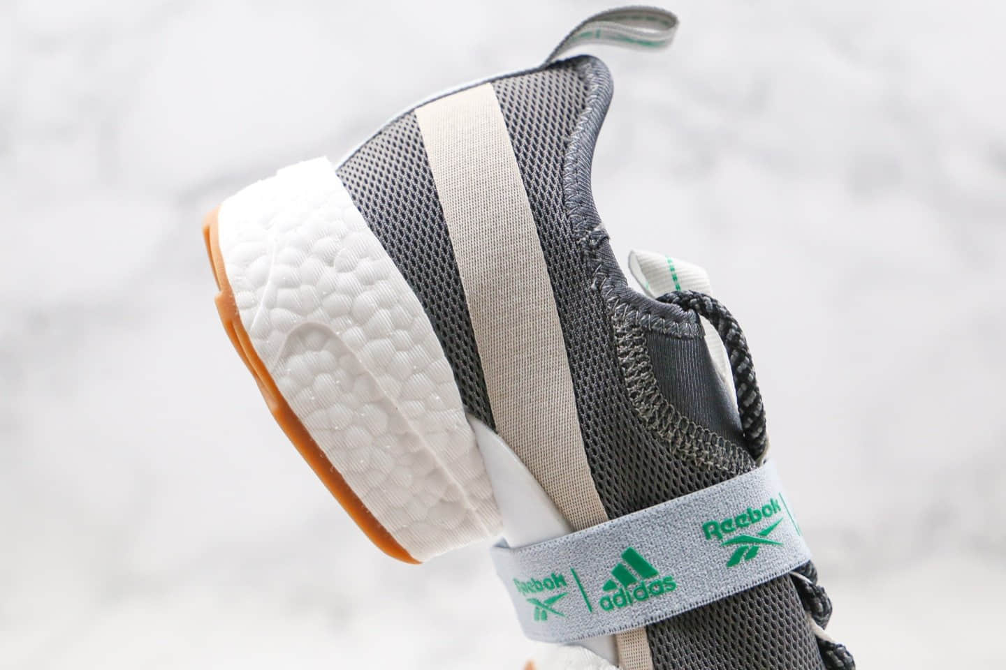 阿迪达斯Adidas Instapump Fury Boost Prototype x Reebok纯原版本锐步联名款爆米花跑鞋陈伟霆同款灰蓝色 货号:FW0166