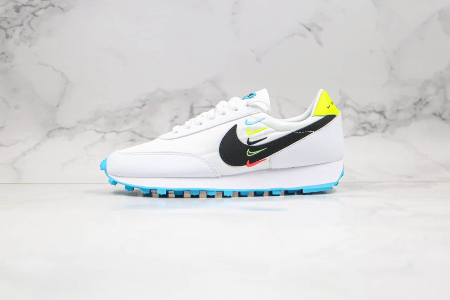 耐克Nike Daybreak Wordwide公司级版本华夫慢跑鞋白黑四钩原底原面 货号：CK2606-100