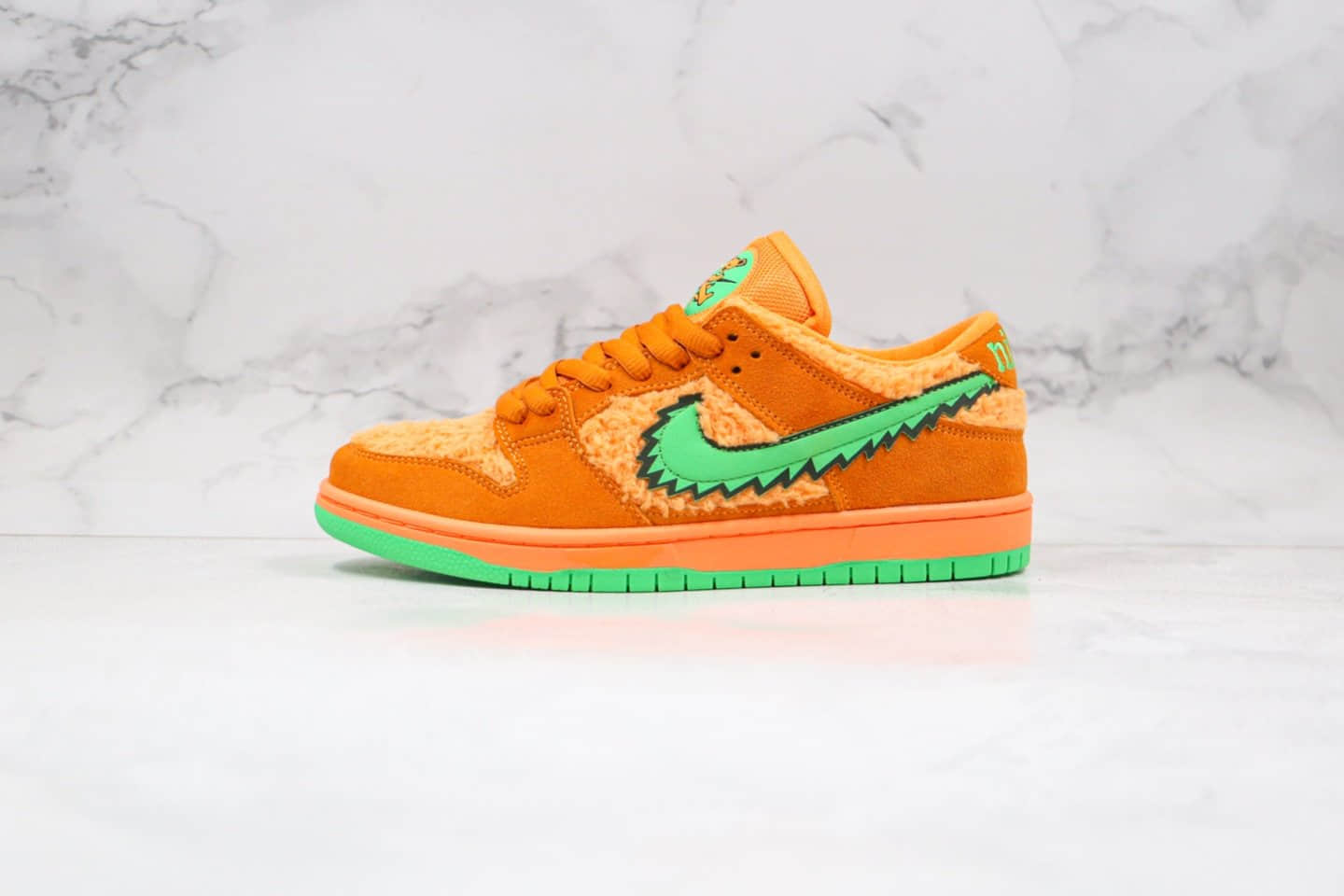 耐克Grateful Dead x Nike SB Dunk Low “Orange Bear”纯原版本小熊联名SB板鞋橙色小熊原厂麂皮内置气垫 货号:CJ5378-800