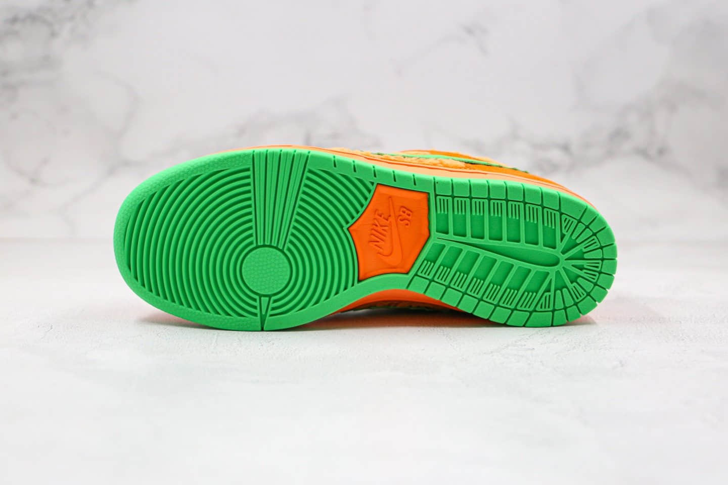 耐克Grateful Dead x Nike SB Dunk Low “Orange Bear”纯原版本小熊联名SB板鞋橙色小熊原厂麂皮内置气垫 货号:CJ5378-800
