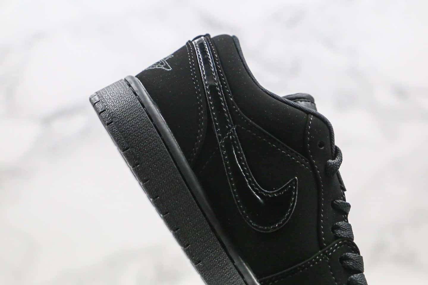 乔丹Air Jordan 1 Low纯原版本低帮AJ1纯黑内置真Sole气垫 货号:553558-056