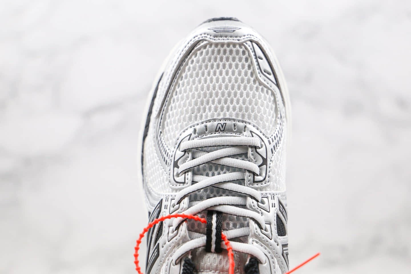 新百伦New Balance ML860复古慢跑老爹鞋纯原版本NB860白黑银色东莞中杰原厂材料原楦头纸板打造 货号：ML860XD