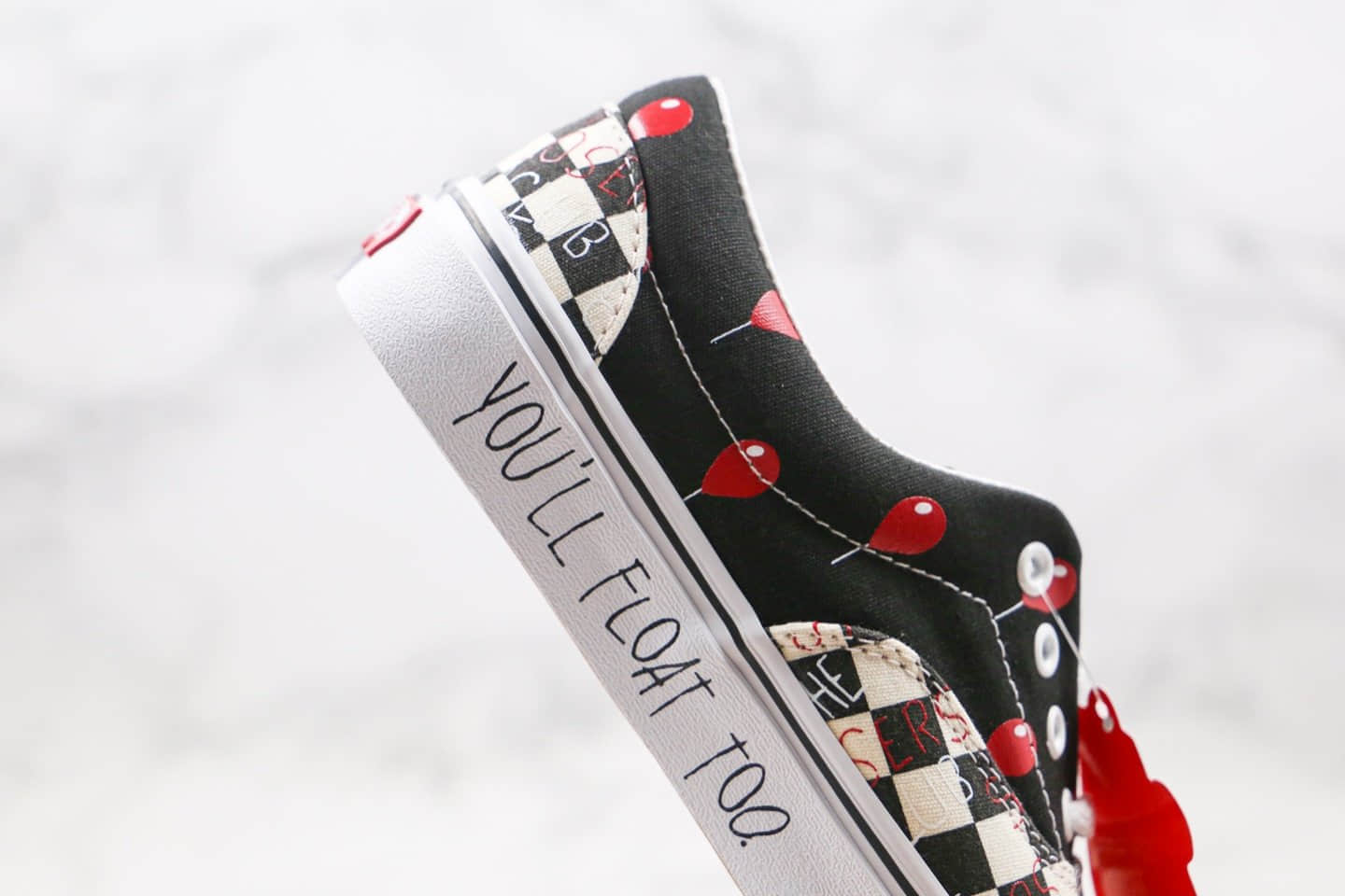 万斯Vans Style公司级版本低帮棋盘格子周杰伦气球情人节黑红色原楦头纸板打造 货号:VNOA2RR1YA3