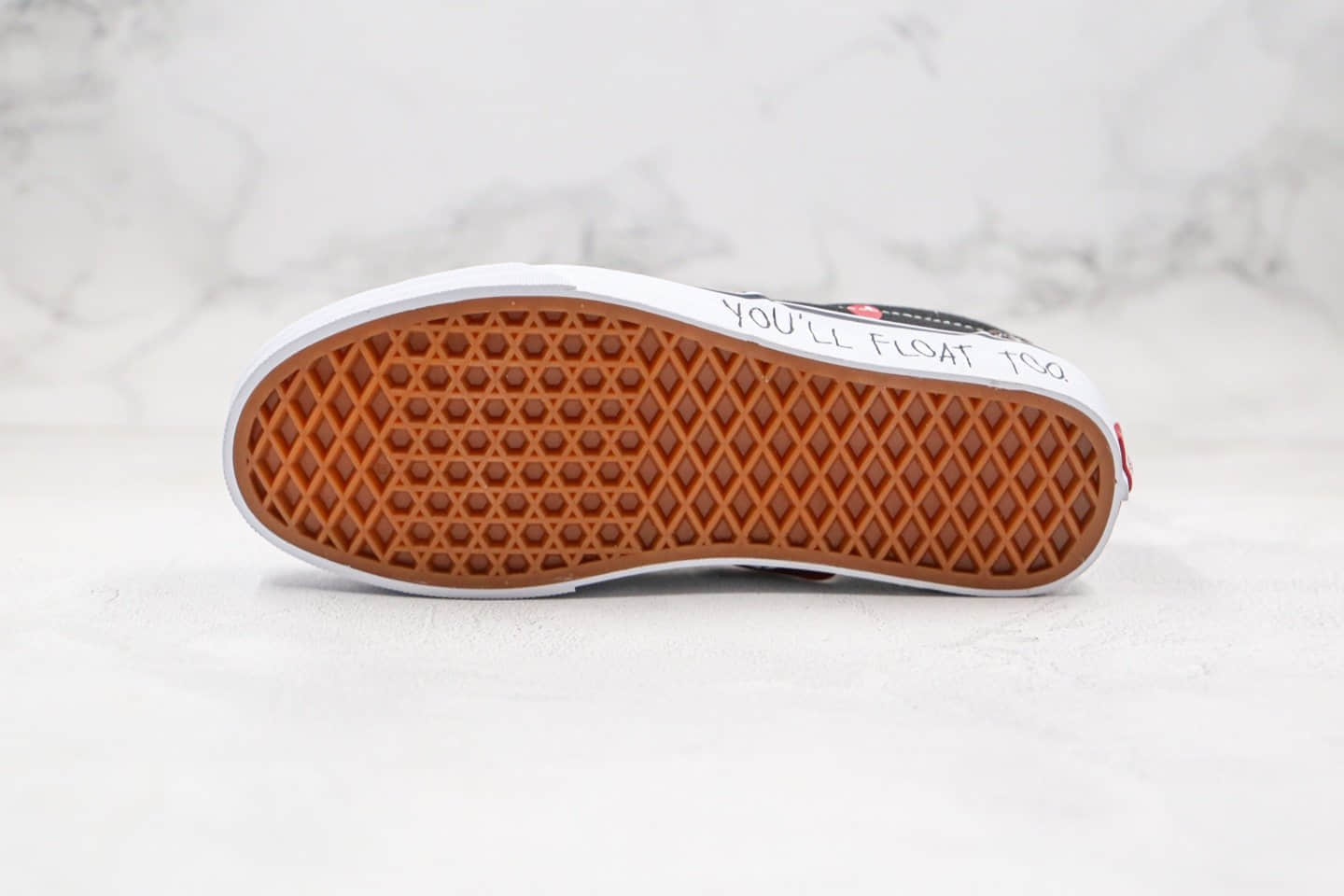 万斯Vans Style公司级版本低帮棋盘格子周杰伦气球情人节黑红色原楦头纸板打造 货号:VNOA2RR1YA3