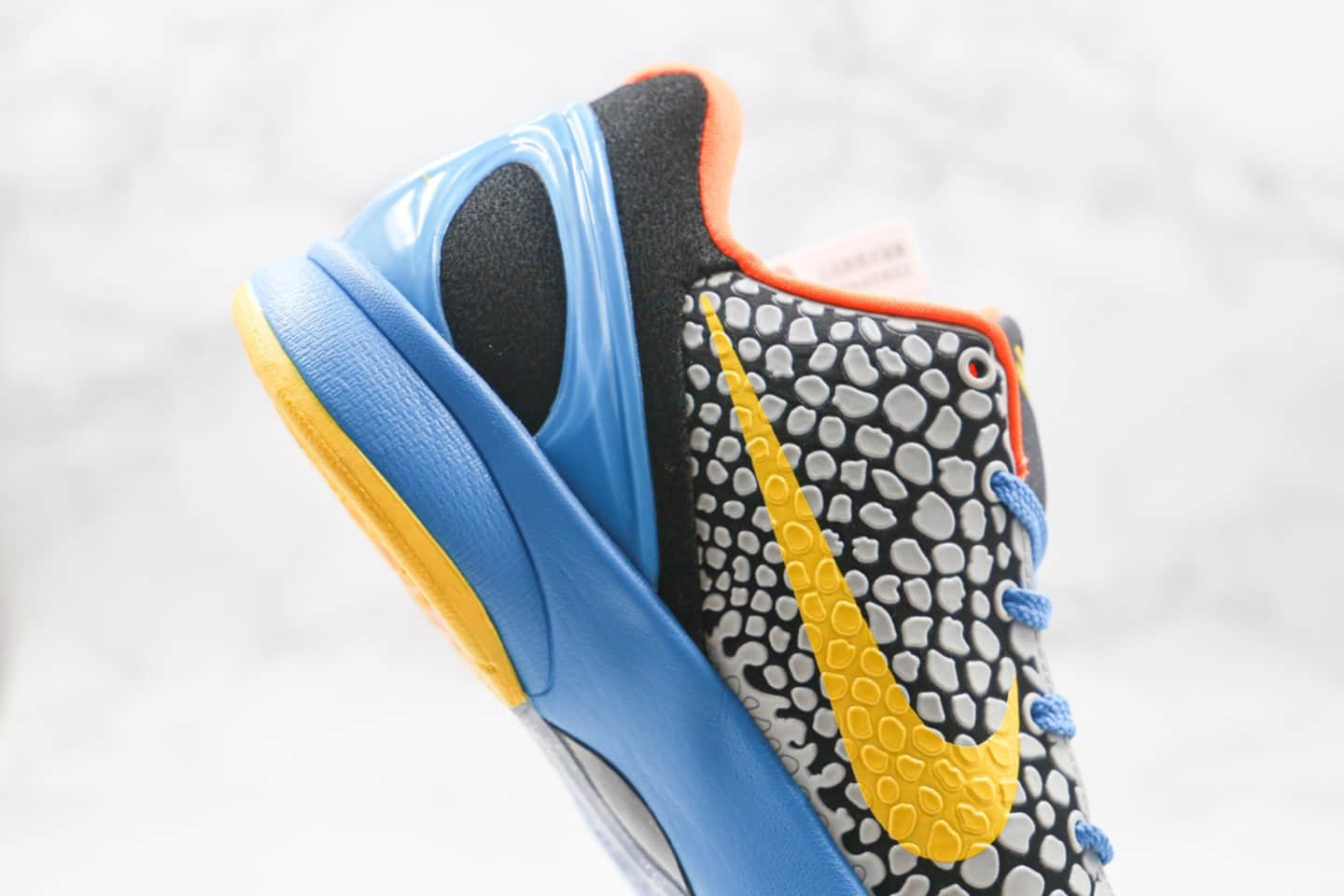 耐克Nike Kobe 6 Helicopter公司级版本科比6代鱼鳞纹蓝黄色中底真碳板 货号：429659-005