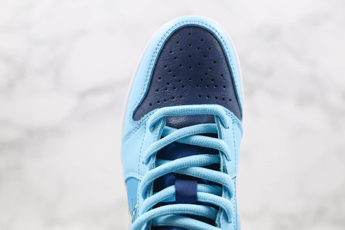 乔丹Air Jordan 1 Mid GS Fly纯原版本中帮AJ1冰蓝鸳鸯水晶底蓝色天堂配色篮球鞋原鞋开模一比一打造 货号：BV7446-400