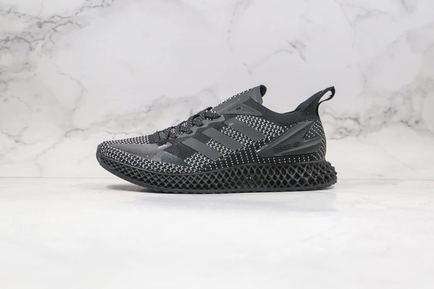 阿迪达斯adidas Alphaedge 4D纯原版本4D打印科技跑鞋变色龙原厂大底区别市面通货 货号:FW7096