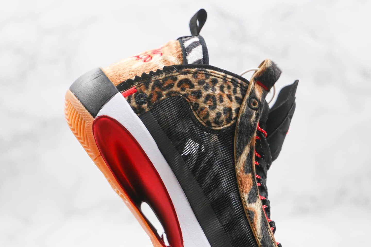乔丹Air Jordan 34 PF纯原版本高帮AJ34豹纹灰红色篮球鞋内置气垫区别市面通货版本 货号：DA1900-901