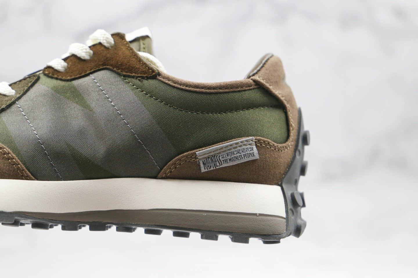 新百伦New Balance 327纯原版本复古慢跑鞋NB327绿色原档案数据开发 货号:WS327CCA