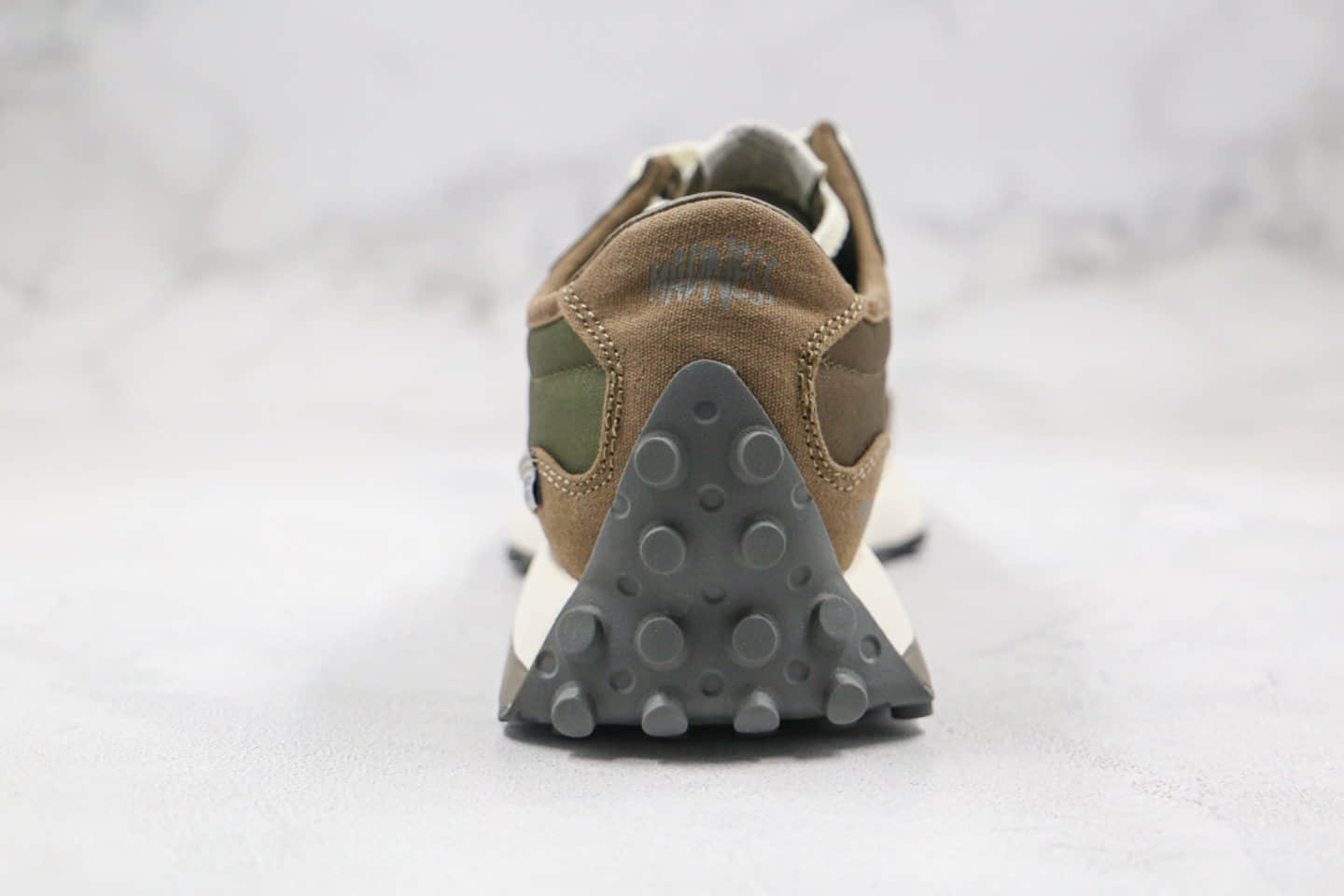 新百伦New Balance 327纯原版本复古慢跑鞋NB327绿色原档案数据开发 货号:WS327CCA