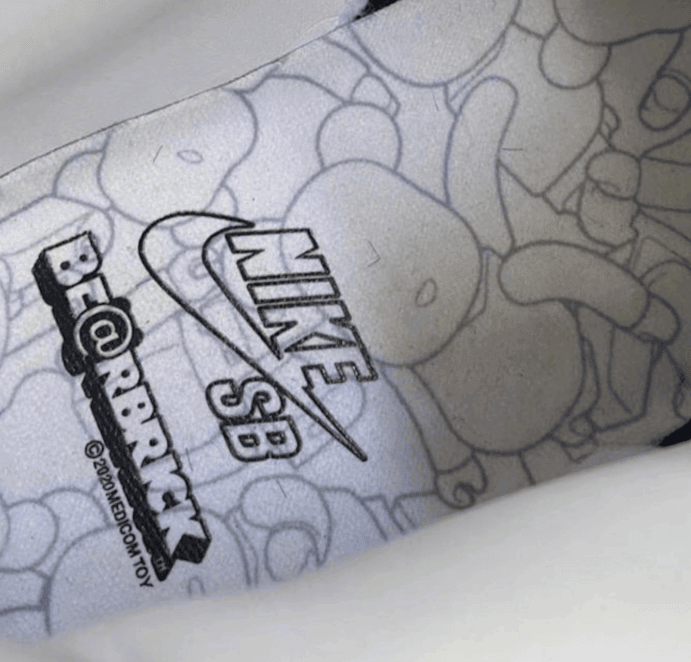 经典潮玩联名！积木熊Dunk SB下月登场！ 货号：CZ5127-001