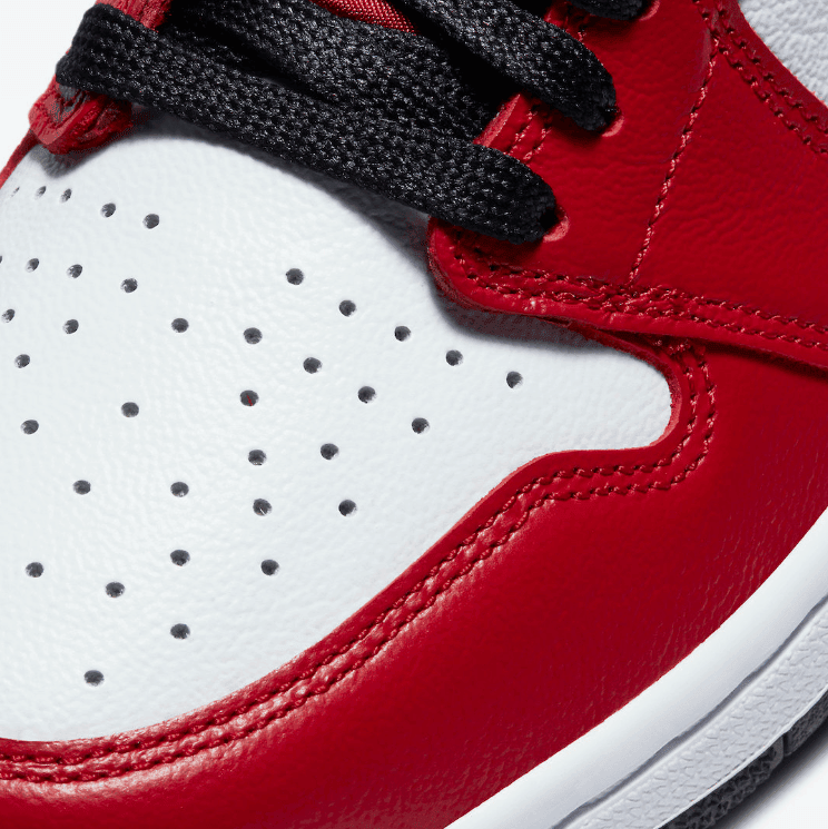 酷似经典芝加哥！丝绸蛇纹AJ1释出官图！发售提前至8月6日！ 货号：CD0461-601