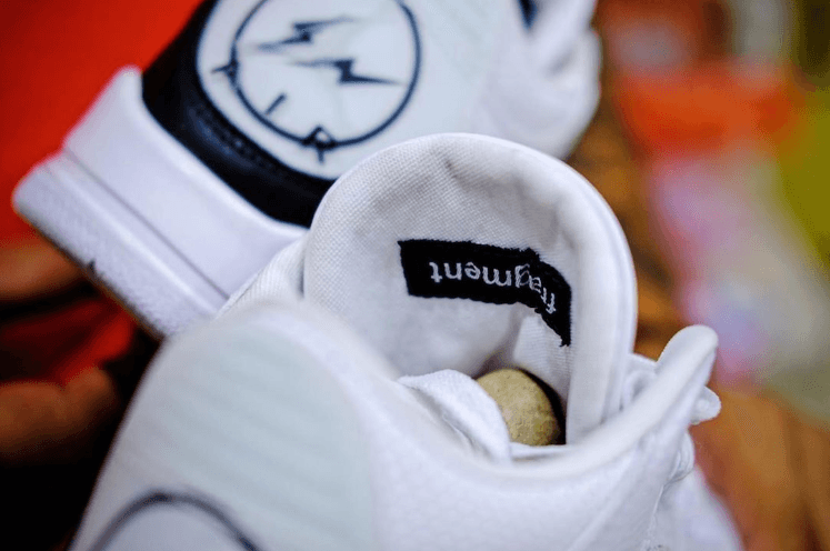 藤原浩闪电联名AJ3上脚美照释出！后跟细节超醒目！ 货号：DA3595-100