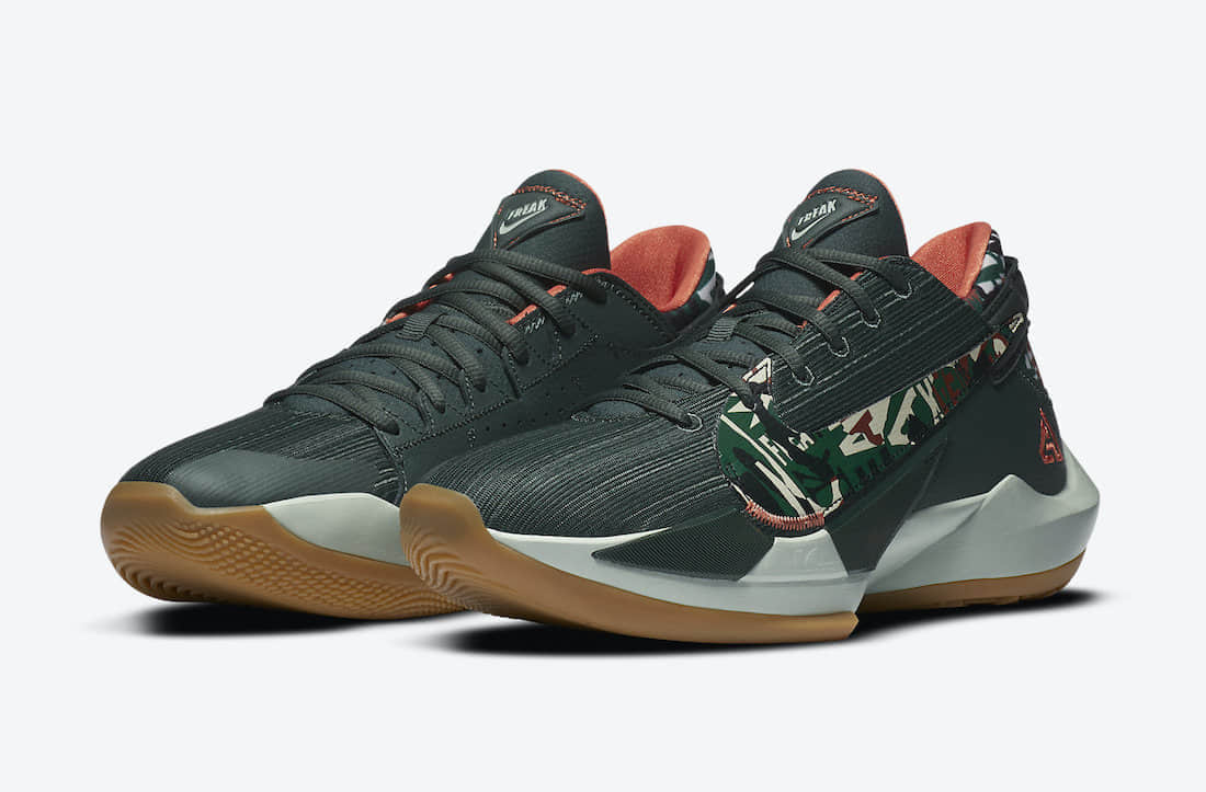 字母哥二代战靴新配色曝光！Nike Zoom Freak 2 “Bamo”现已发售！ 货号：DC9854-300