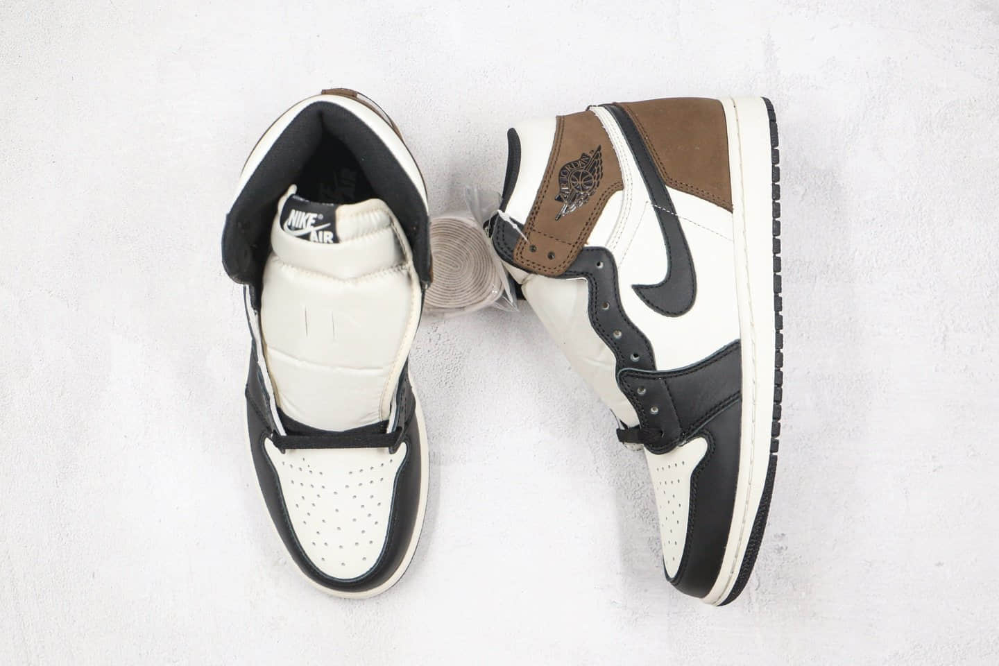 乔丹Air Jordan 1 High OG Dark Mocha纯原版本高帮AJ1小倒钩黑棕色原档案数据开发正确后跟定型 货号:555088-105