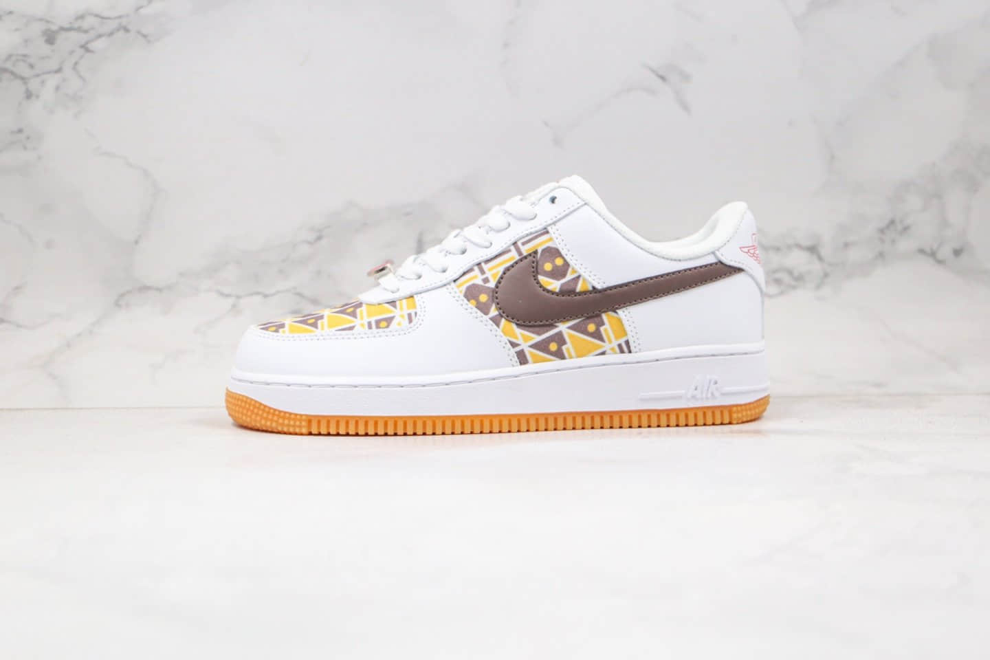 耐克Nike Air Force 1 Low Quai 54纯原版本低帮空军一号卡其棕色几何图案原楦头纸板打造 货号：DA6678-101
