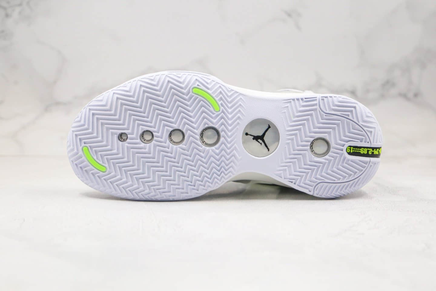 乔丹Air Jordan XXXIV Low纯原版本白绿色AJ34轻量化篮球鞋内置Zoom气垫支持实战 货号:CU3475-100