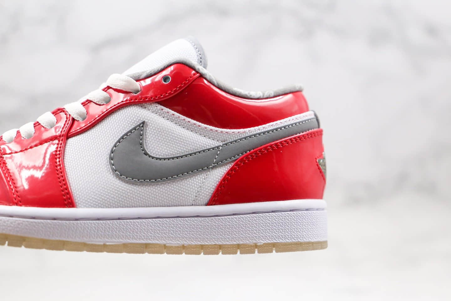 乔丹Air Jordan 1 Low纯原版本低帮AJ1白红灰漆皮配色内置气垫原楦头纸板打造 货号:309192-171