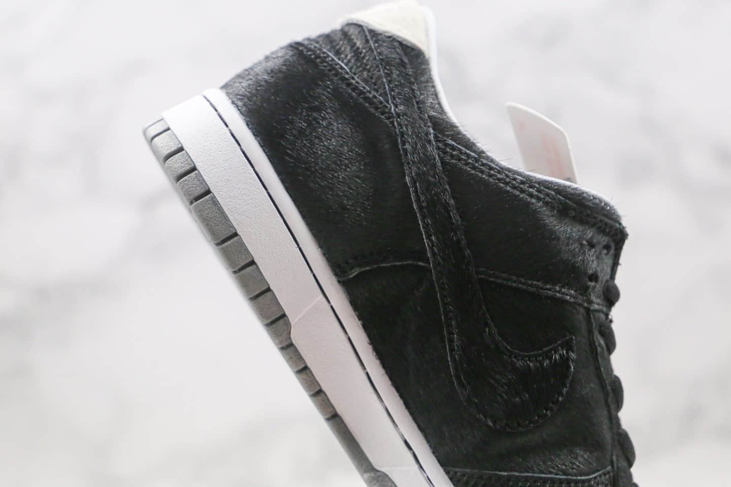 耐克Medicom Toy x Nike SB Dunk Low“BE@RBRICK”公司级版本积木熊联名王一博同款SB板鞋黑白马毛原鞋开发 货号:CZ5127-001