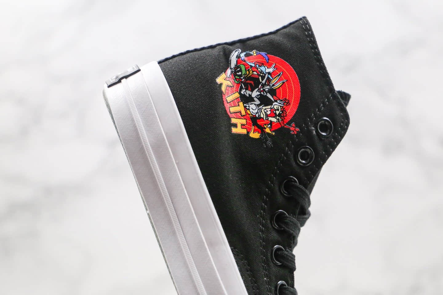 匡威Converse Chuck 1970 x KITH联名款公司级版本高帮兔八哥黑白卡通涂鸦兔斯基鲁尼配色帆布鞋原盒原标 货号:169083C