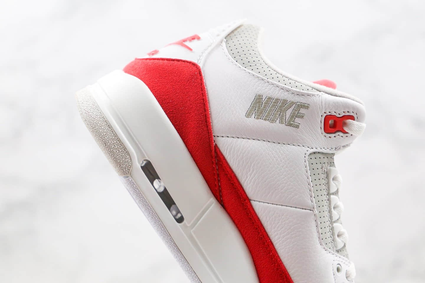 乔丹Air jordan 3 Tanker纯原版本白红色换钩AJ3篮球鞋内置气垫原盒原标 货号:CJ0939-100