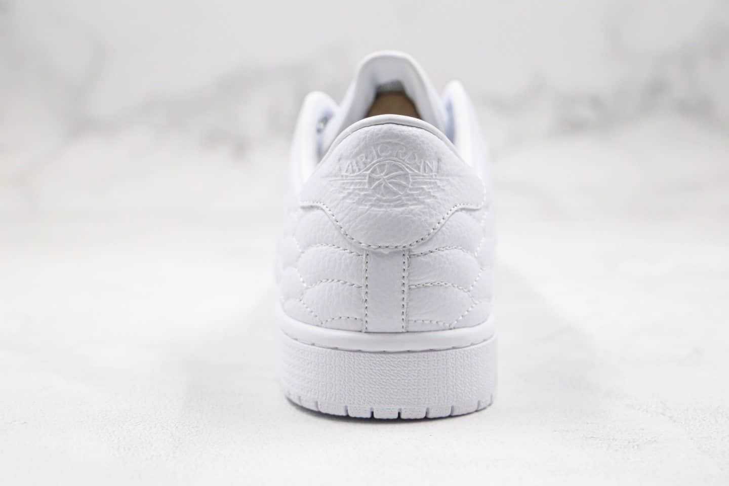 乔丹Air Jordan 1 Low Centre Court纯原版本低帮AJ1白色乔丹本人专属鞋款原盒原标原楦头纸板打造 货号：CK3022-111