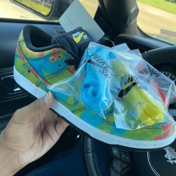 热感变色鞋面!Civilist x Nike SB Dunk Low首度曝光! 货号:CZ5123-001