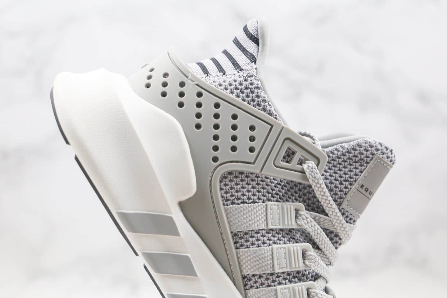 阿迪达斯Adidas EQT BASK ADV纯原版本复古慢跑鞋EQT支撑者系列灰色原档案数据开发 货号：FU9566