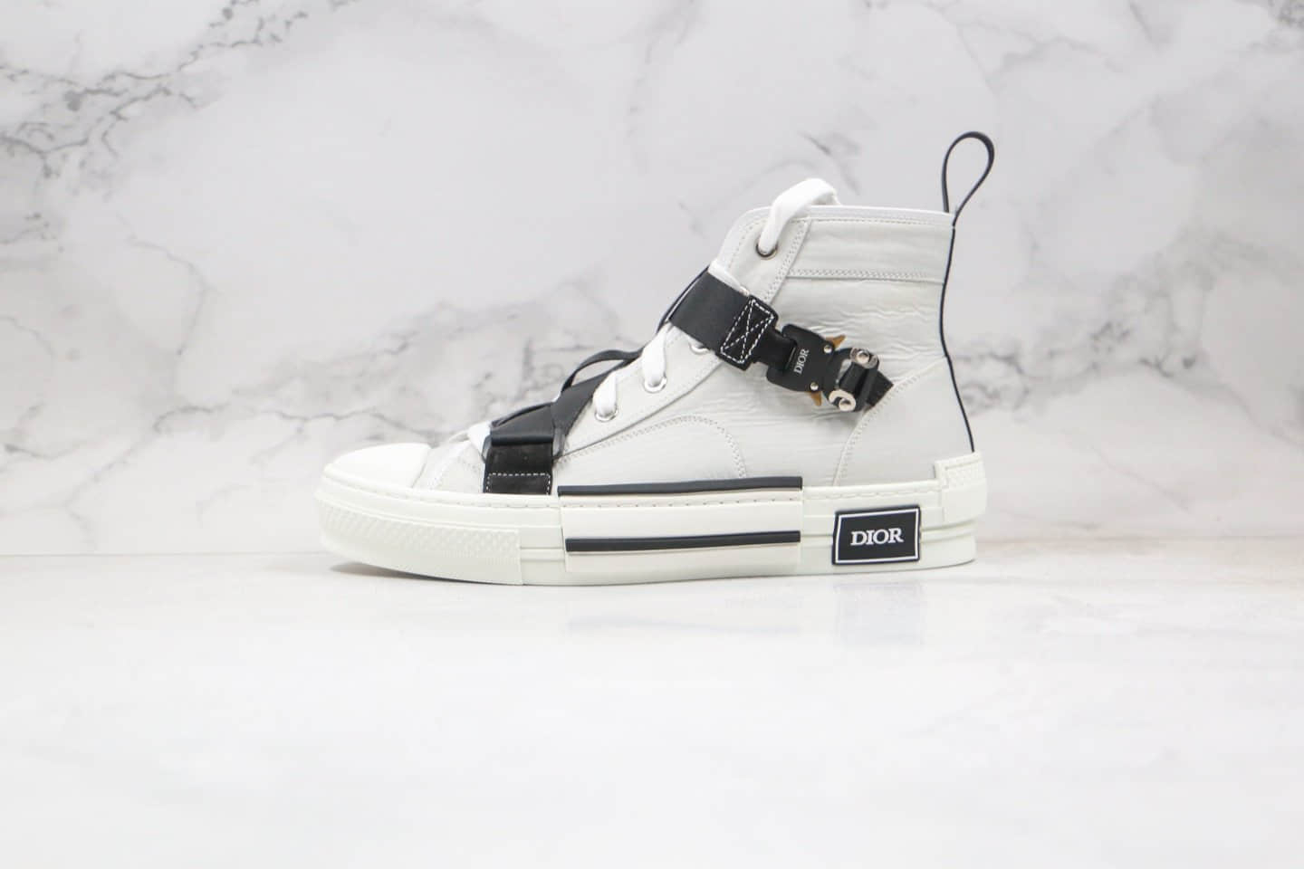 莞产顶级纯原版本迪奥dior牛仔机能绑带白黑色出货