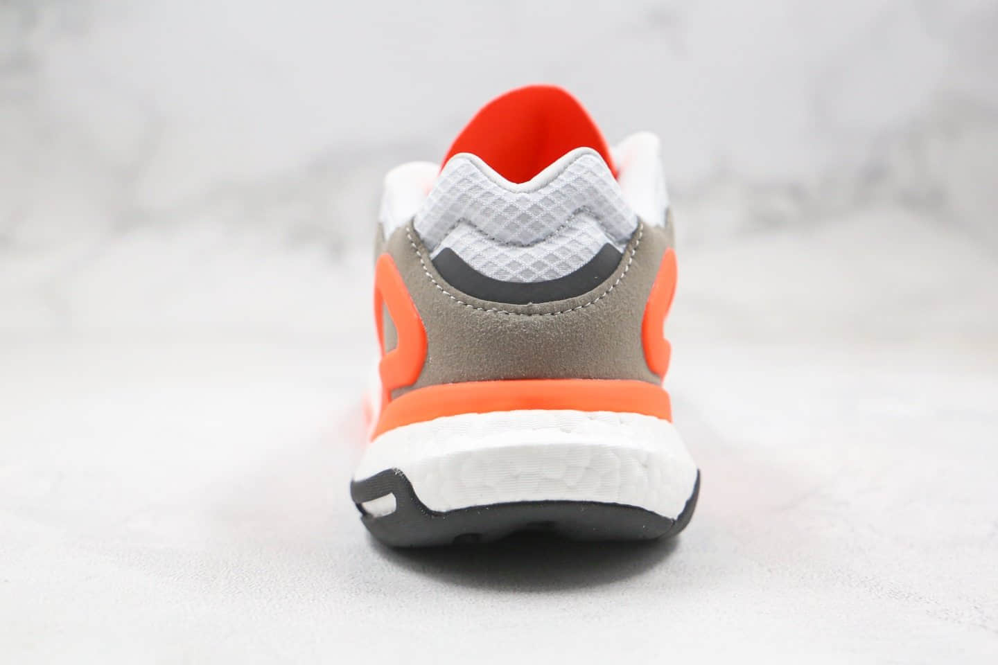 阿迪达斯adidas Originals Day Jogger Boost纯原版本陈奕迅同款夜行者2代高弹复古休闲运动跑鞋白橙色原鞋开模 货号:FY0237