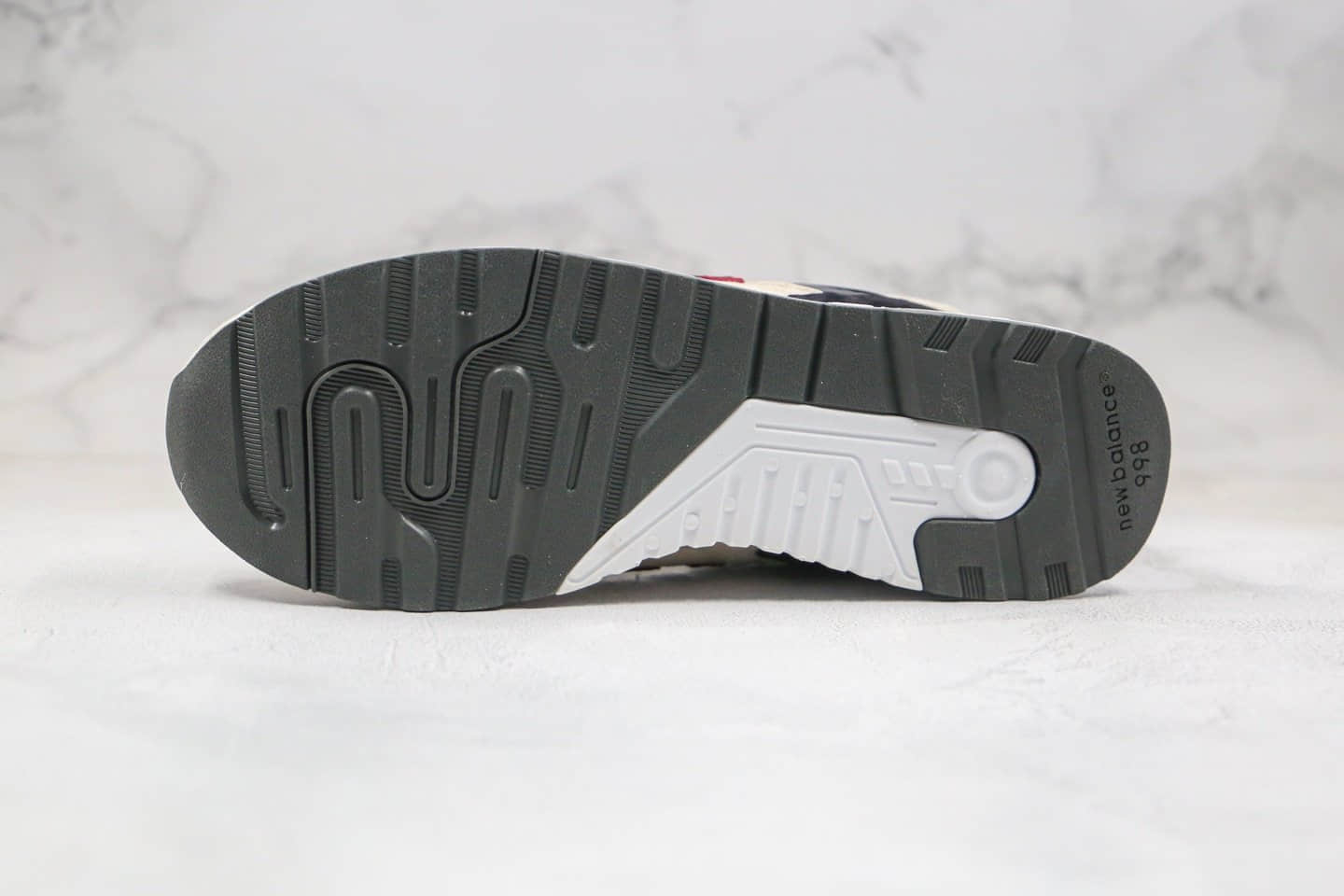 新百伦New Balance 998公司级版本NB998复古跑鞋卡其黑红色原装套楦 货号：M998BCD