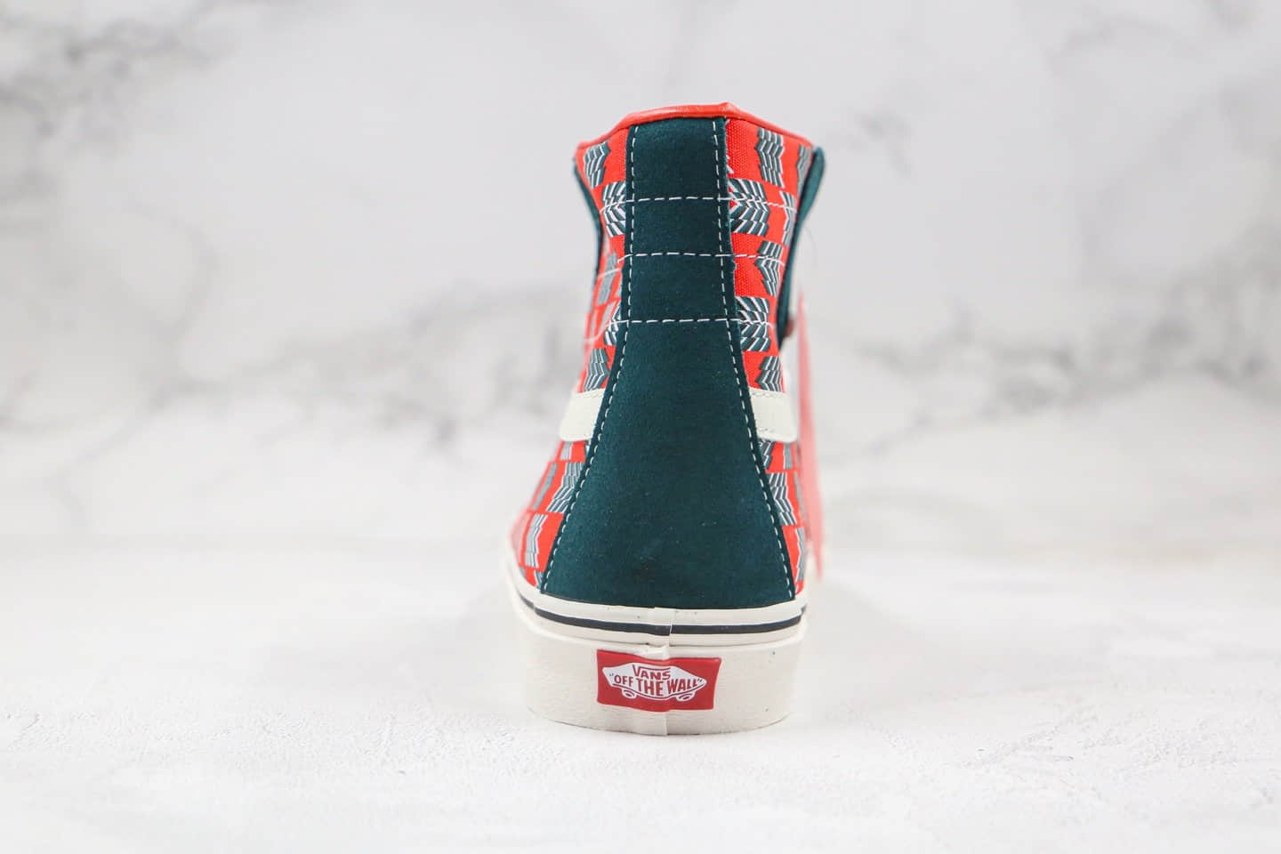 万斯VANS Sk8-Hi 138 Decon SF SURF公司级版本高帮冲浪系列红绿箭头麂皮拼接帆布鞋原盒原标原楦头纸板打造 货号:VN0A3MV122N