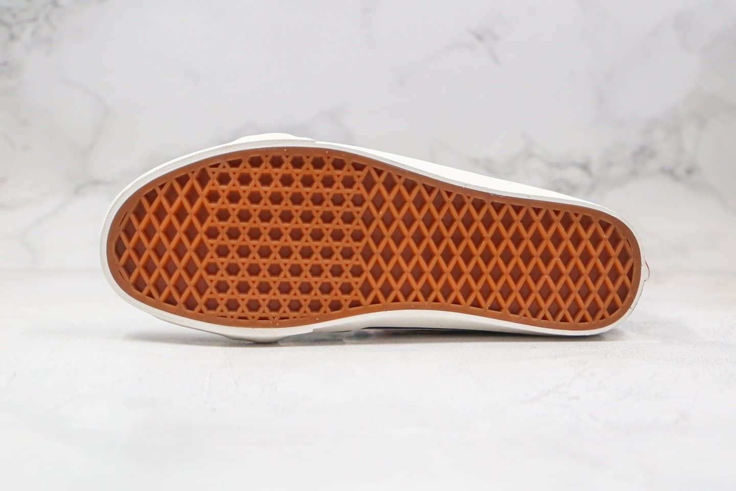 万斯VANS Sk8-Hi 138 Decon SF SURF公司级版本高帮冲浪系列红绿箭头麂皮拼接帆布鞋原盒原标原楦头纸板打造 货号:VN0A3MV122N