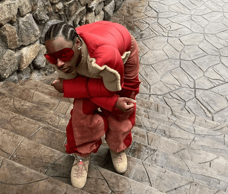 OW御用造型师亲晒未市售Travis Scott x AJ6！上脚有点帅！