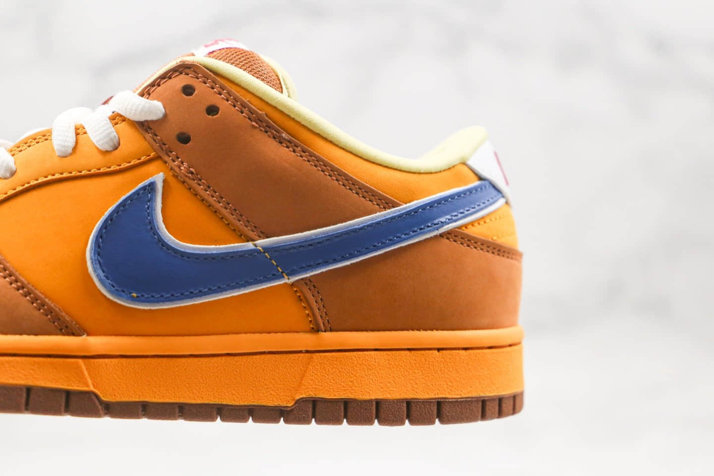 耐克Nike Dunk Low Newcastle Brown Ale纯原版本低帮SB DUNK板鞋纽卡斯尔啤酒黄蓝色内置Zoom气垫 货号：313170-741