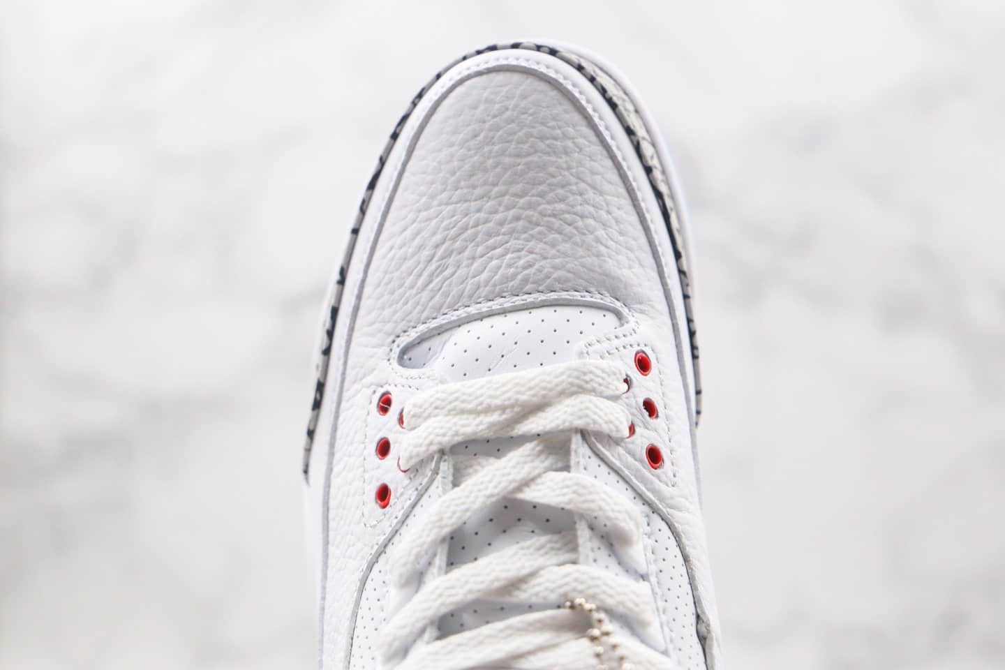 乔丹Air Jordan 3 Retro“White Cement”纯原版本AJ3白水泥爆裂纹原厂原装皮料 货号:923096-101