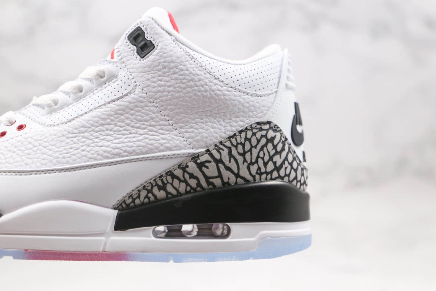 乔丹Air Jordan 3 Retro“White Cement”纯原版本AJ3白水泥爆裂纹原厂原装皮料 货号:923096-101