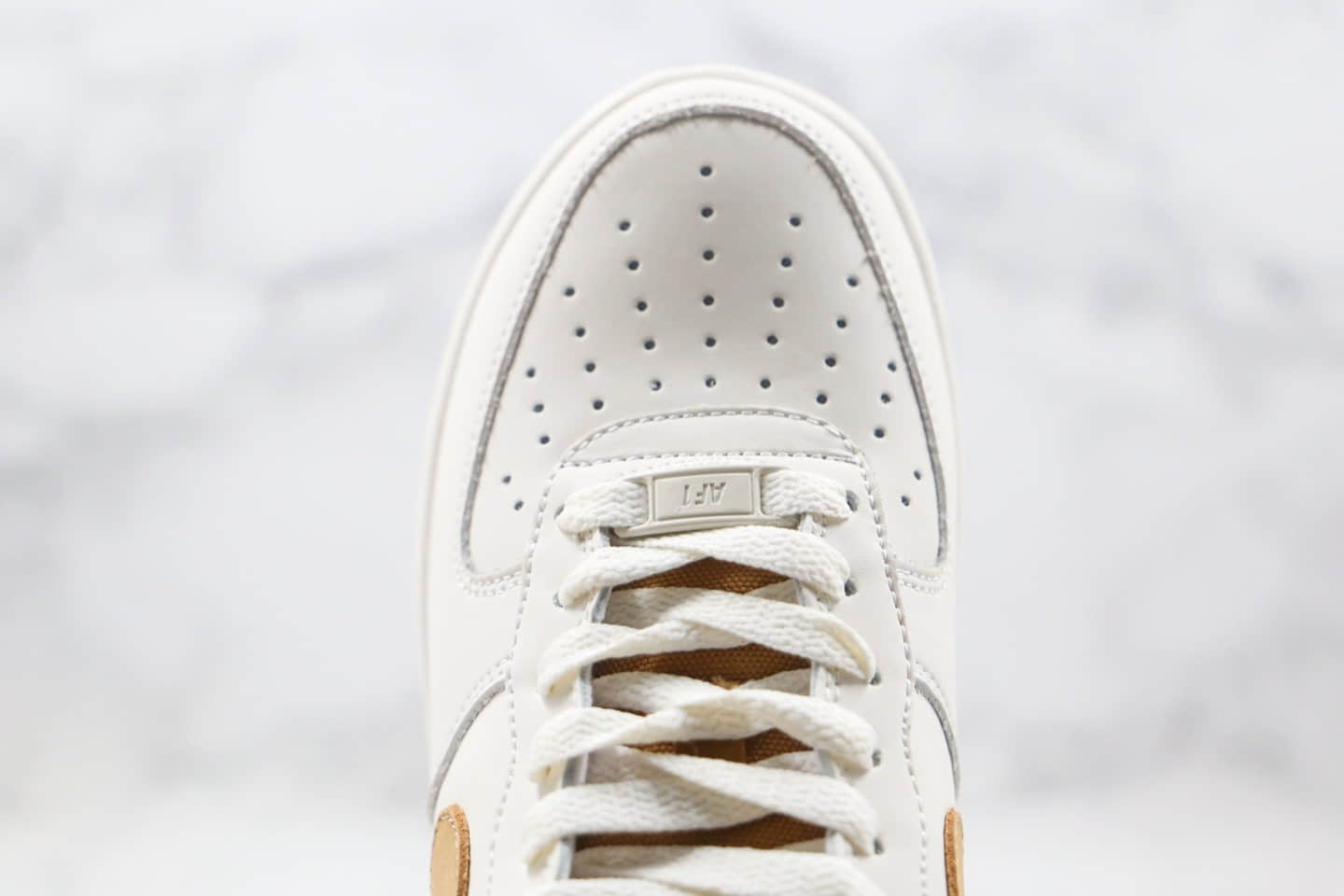 耐克Nike Air Force 1 Low纯原版本低帮空军一号米白绿灰色板鞋内置全掌Sole气垫 货号：318776-601