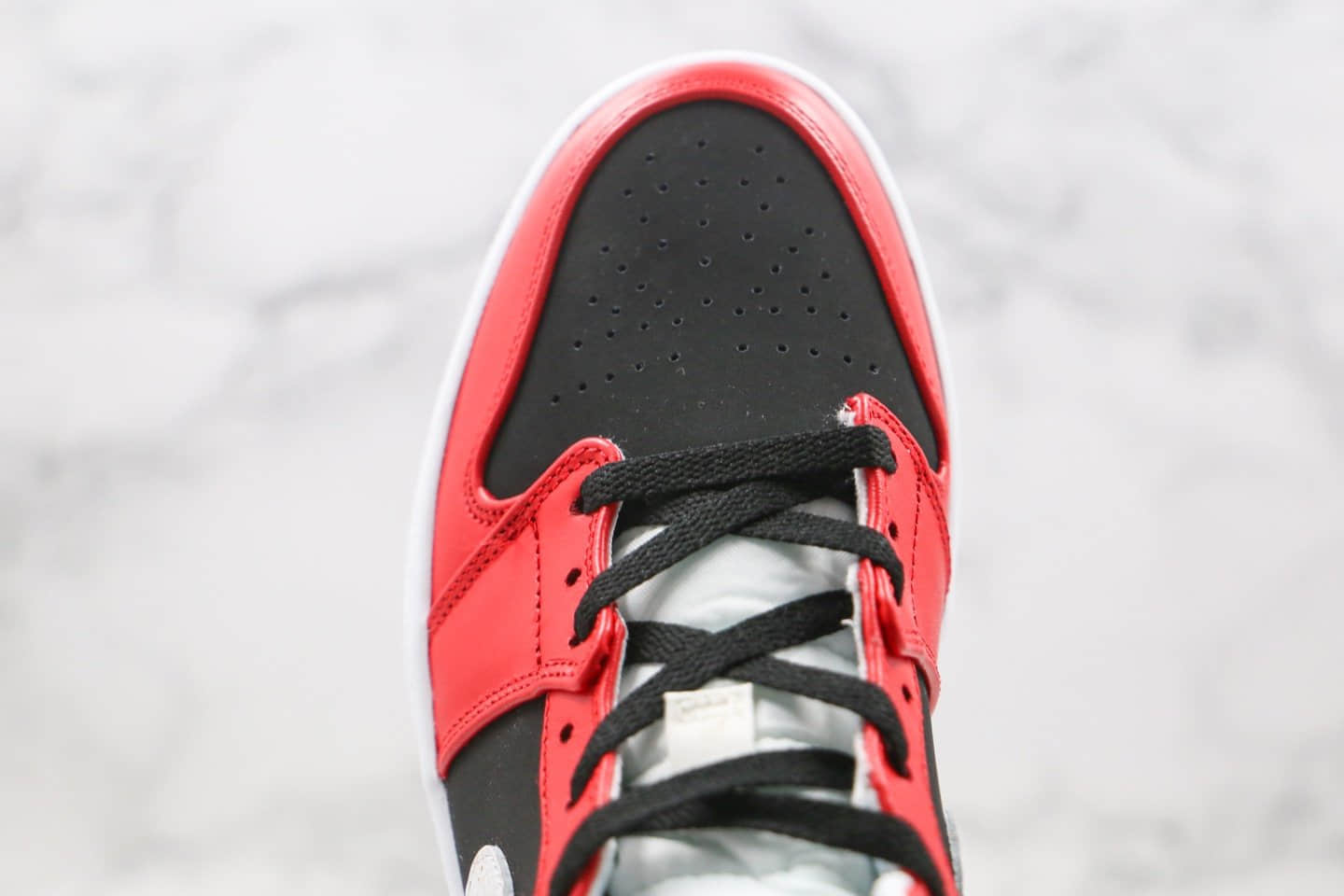 乔丹Air Jordan 1 Mid纯原版本中帮AJ1芝加哥配色内置气垫原盒原标 货号:BQ6472-601